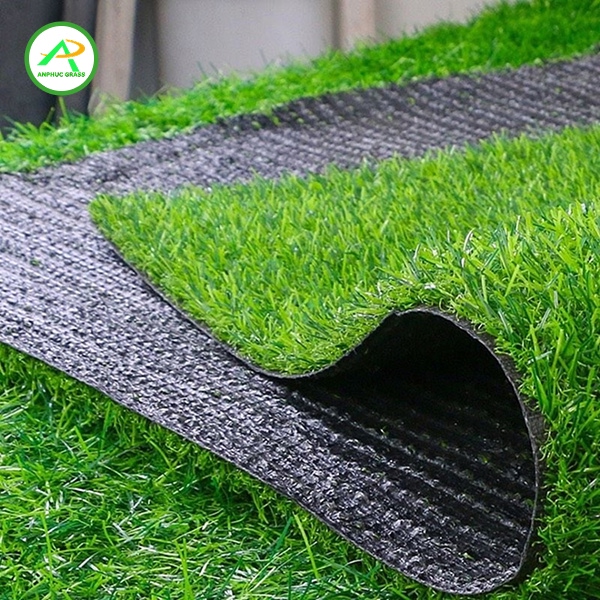 cỏ nhân tạo lót sàn quán cafe