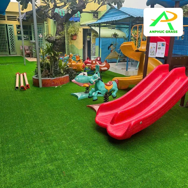 cỏ nhân tạo khu vui chơi