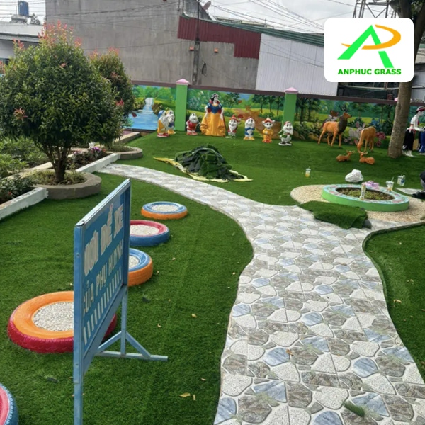 cỏ nhân tạo sân vườn